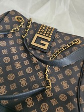 Guess grand sac d'occasion  Vénissieux