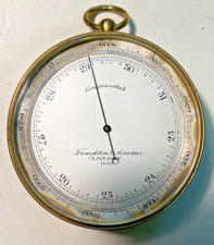 Troughton & Simms London 1680 COMPENSATED Altimeter Barometer mit Ledertasche, usado comprar usado  Enviando para Brazil