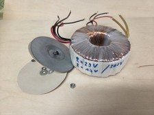 Ringkerntransformator 230v 300 gebraucht kaufen  Nidda