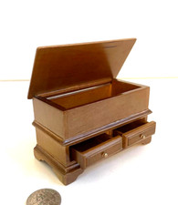 Lovely miniature scale for sale  Woodbridge