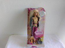 Barbie fantastica bambola usato  Italia