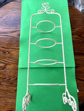 Vintage Corda Creme Torcida Metal 4 Camadas Xícara de Chá Pires Suporte de Exibição 22" de Altura comprar usado Vintage Corda Creme Torcida Metal 4 Camadas Xícara de Chá Pires Suporte de Exibição 22" de Altura comprar usado  Enviando para Brazil