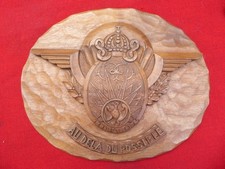 Blason medaillon bois d'occasion  Le Breil-sur-Mérize