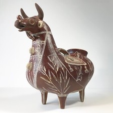 Touro de terracota arte popular vintage grande, Peru (12 polegadas de altura por 14 polegadas de comprimento) comprar usado  Enviando para Brazil