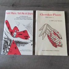 2 VTG Cherokee Tribe Books: Aunt Mary Tell Me A Story, Legends; Cherokee Plants comprar usado  Enviando para Brazil