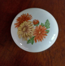 Cute small vintage for sale  Manville