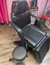 Esthetician equipment for sale  Saint Louis