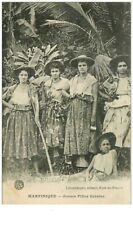 Martinique. 129.jeunes filles d'occasion  France