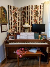Beautiful upholstered trifold for sale  Winston Salem