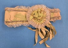 Faixa de cabeça flapper década de 1920 fita de seda verde claro e strass roseta de renda fina  comprar usado Faixa de cabeça flapper década de 1920 fita de seda verde claro e strass roseta de renda fina  comprar usado  Enviando para Brazil