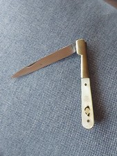Ancien petit couteau d'occasion  Ferrières-en-Gâtinais