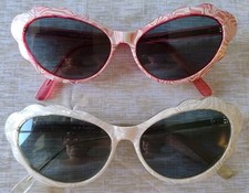 True vintage bundle for sale  HASSOCKS