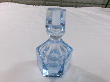 Frasco de perfume vintage azul bebê vidro cristal facetado soprado à mão, rolha comprar usado  Enviando para Brazil