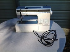 Husqvarna viking 1100 for sale  Veneta