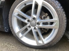 Set genuine audi for sale  MANCHESTER