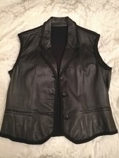 Gilet nero donna usato  Spoleto