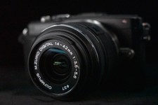 [Garantia de 1 ano] Olympus Pen Lite E-PL5 preta com M.Zuiko 14-42mm f/3.5-5.6 #7368 comprar usado  Enviando para Brazil