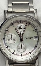 Relógio feminino DKNY NY-4331 37MM WR30M cronógrafo branco mostrador esfregão data aço inoxidável comprar usado  Enviando para Brazil
