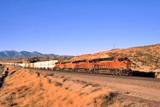 CORREDIÇA DE TREM ORIGINAL BNSF 6551 __ comprar usado  Enviando para Brazil