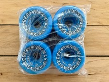 NOS 1980's Powell Peralta Skates Blue Bones Street Wheels 59mm 95a comprar usado  Enviando para Brazil