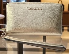 Michael kors wristlet for sale  Kirkwood