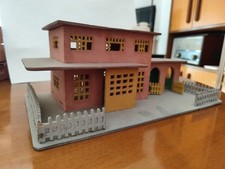 Modellino stazione ferroviaria usato  Roncofreddo