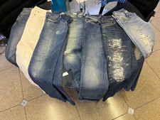 Jeans vari uomo usato  Italia