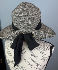 Nine west hat for sale  Grass Valley