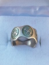 Enamel celtic triskels d'occasion  Expédié en Belgium
