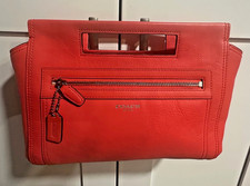 clutch laranja comprar usado clutch laranja comprar usado  Enviando para Brazil