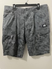 Pantaloncini cargo vintage usato Pantaloncini cargo vintage usato  Spedire a Italy