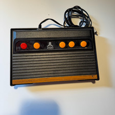 Console de jogos clássico Atari Flashback 8 com 2 controles e cabo de alimentação TESTADO, usado comprar usado  Enviando para Brazil