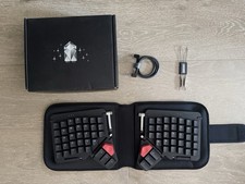 Teclado mecânico dividido ZSA Moonlander Mark I - interruptores Cherry MX marrom comprar usado  Enviando para Brazil
