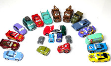 Lote misto de 23 carros Disney Pixar Sally com tatuagem, Flash McQueen, Rojas Jr comprar usado  Enviando para Brazil