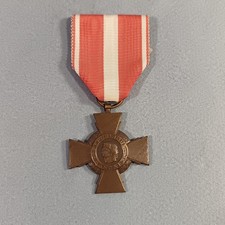 Medaille croix militaire d'occasion Medaille croix militaire d'occasion  Marguerittes