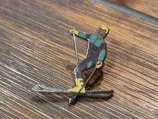 Pins ski signé d'occasion  Laillé
