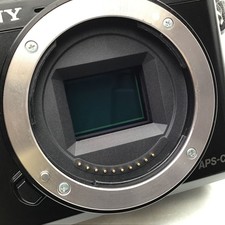 Corpo da câmera Sony a6000 usado bom comprar usado  Enviando para Brazil