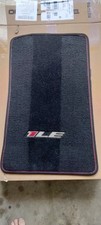 Tapete de assoalho genuíno fabricante de equipamento original GM 2016-2022 Chevrolet Camaro (1LE) - lado do passageiro comprar usado  Enviando para Brazil