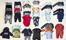 Lotes de roupas BABY BOYS (40 itens) novo na caixa 0-3 3-6 meses Little Me Gap Carters DC comprar usado  Enviando para Brazil