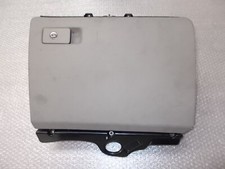 3c1857114e1qb cassetto portaog usato  Rovigo