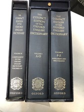 Complete Three Volume Set The Compact Edition of the Oxford English Dictionary comprar usado  Enviando para Brazil