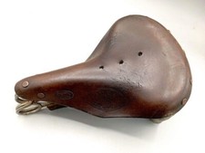 Idéale 303 selle d'occasion  Gan