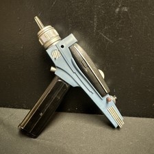 Diamond Select Star Trek Classic Type-2 Phaser The Original Series 2008 comprar usado Diamond Select Star Trek Classic Type-2 Phaser The Original Series 2008 comprar usado  Enviando para Brazil