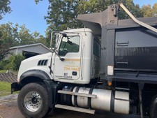 2013 mack triaxle for sale  Wilsonville