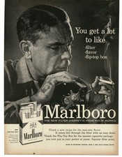 1956 Marlboro cigarros homem com tatuagem de águia na mão molinete de pesca em alto mar anúncio comprar usado 1956 Marlboro cigarros homem com tatuagem de águia na mão molinete de pesca em alto mar anúncio comprar usado  Enviando para Brazil