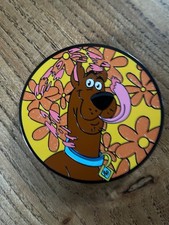 Pin emaillé scooby d'occasion Pin emaillé scooby d'occasion  Mont-Saint-Éloi