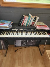 Synthétiseur vintage panda d'occasion  Elliant