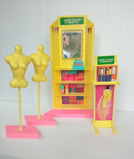 Lot accessoires barbie d'occasion  Boussens