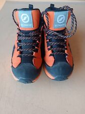 Scarpe trekking goretex usato  Sora