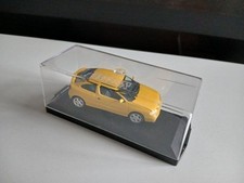 Renault megane jaune d'occasion  Sedan